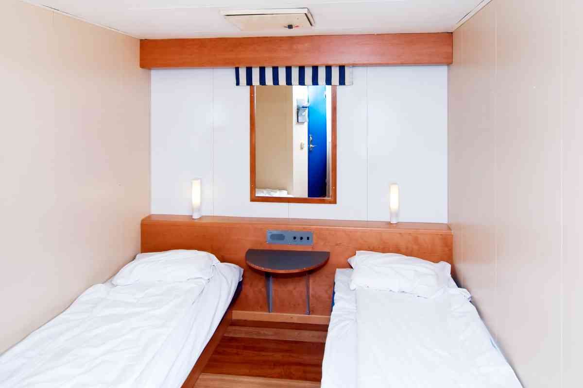 Shared double room at Maestro Valley